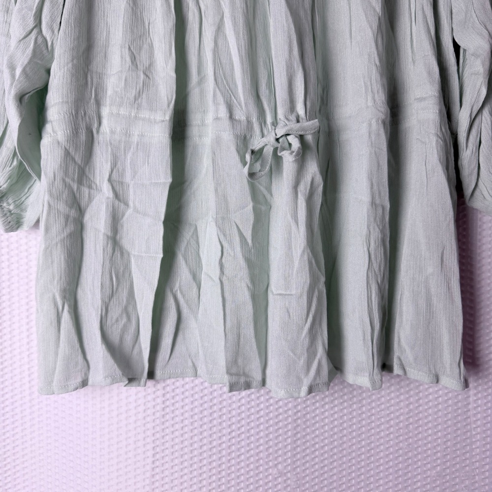 Doe & Rae Blouse Women Medium Mint Green Embroidered Peplum Boho 3/4 Sleeve - Picture 4 of 9
